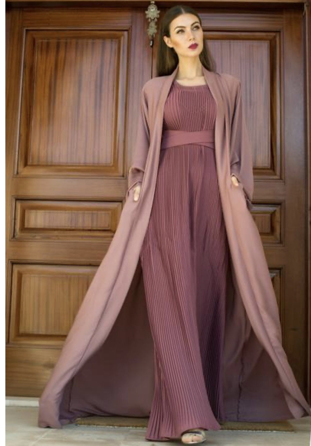 Stunning 2 pieces abaya modern style - Tatreez1