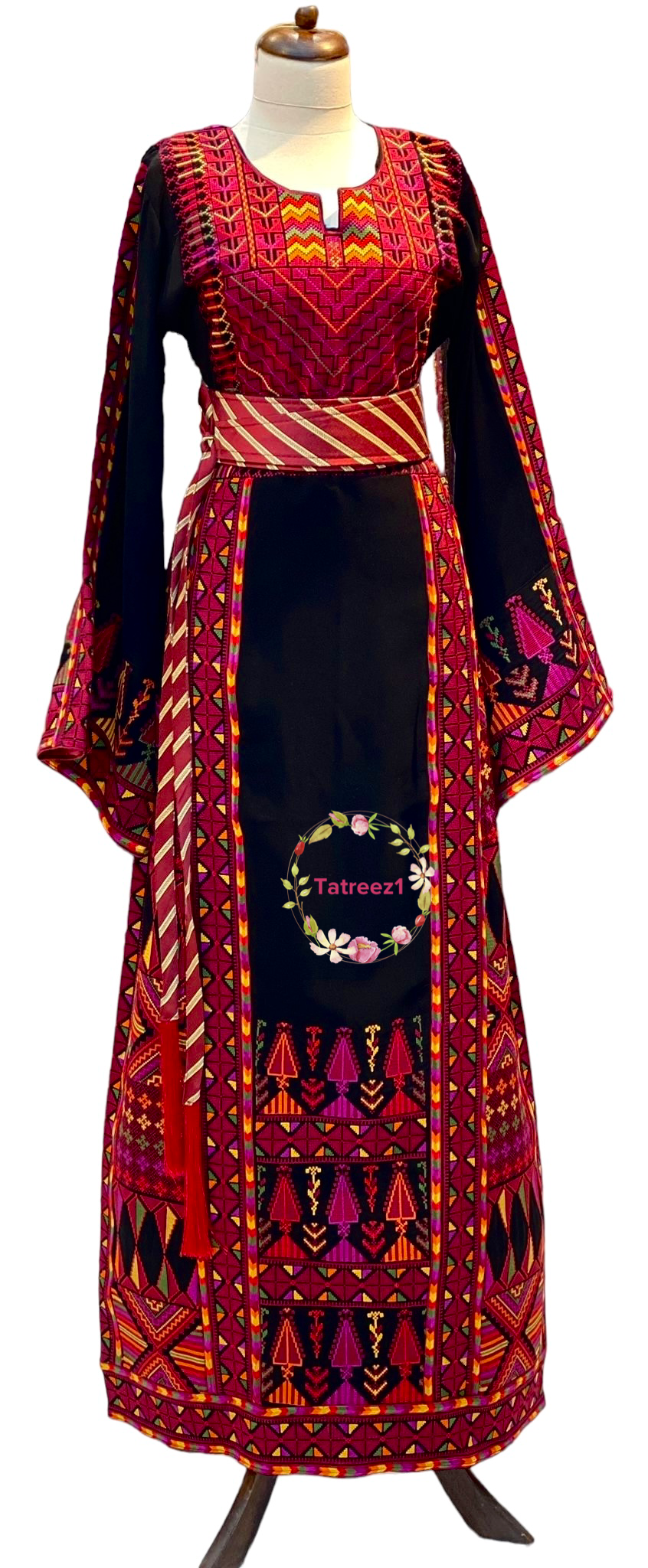 Red/Black Traditional Thoub Embroidery  Elegant with Kashmir Belt