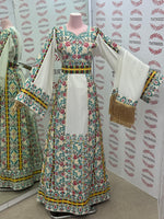 Load image into Gallery viewer, The Saffron Bloom Thobe Paired with the Matching Heritage Shawl
