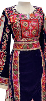 Charger l&#39;image dans la galerie, Dark Purple Velvet Malacca Embroidered Palestinian Fellahi Thobe
