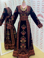 Load image into Gallery viewer, Black Velvet Embroidery Palestinian Fellahi Thobe
