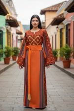 Charger l'image dans la galerie, Beautiful Majdalway Embroidered Palestinian Fellahi Thobe
