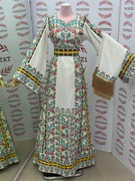 Load image into Gallery viewer, The Saffron Bloom Thobe Paired with the Matching Heritage Shawl
