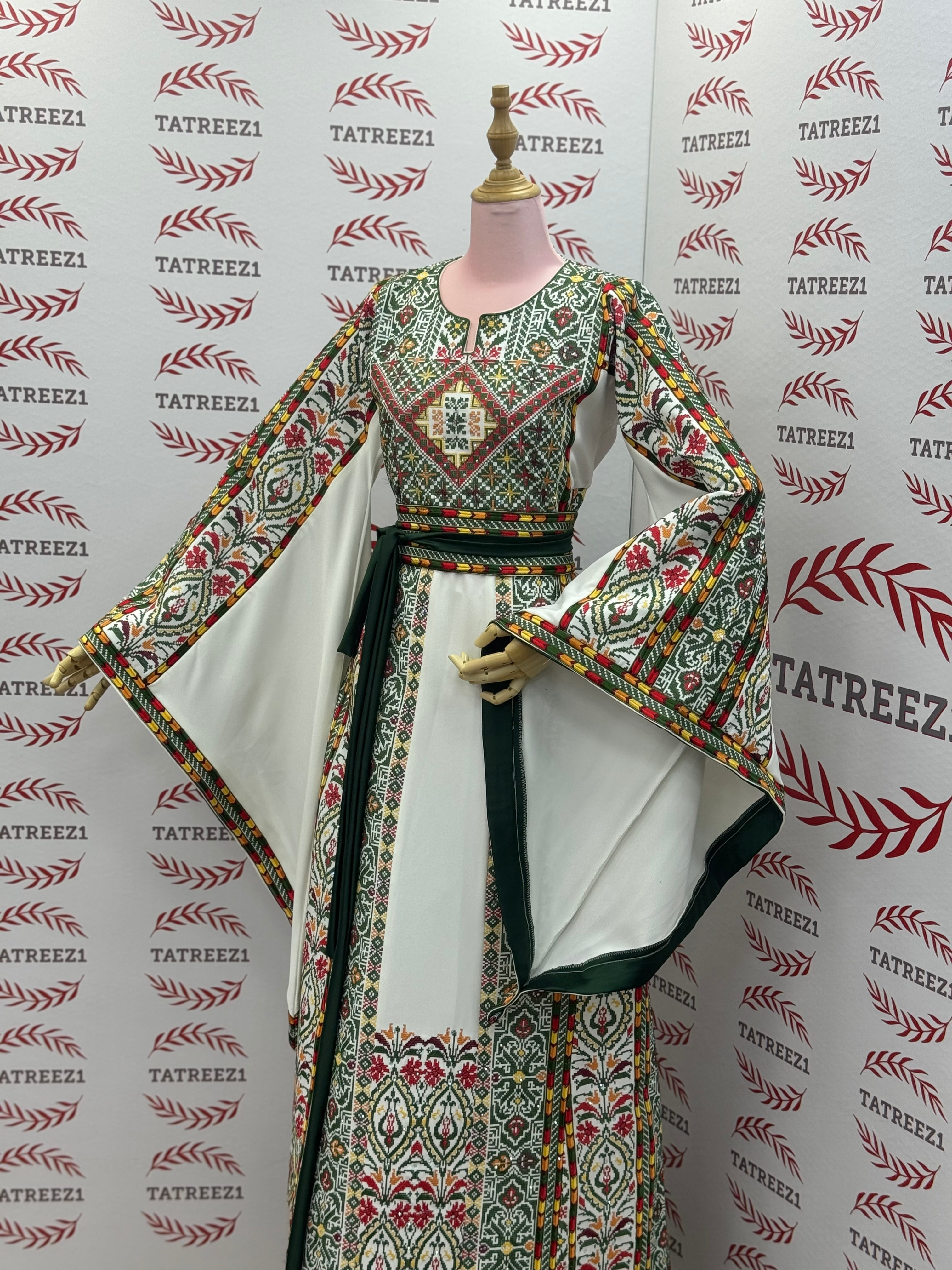 White Traditional Palestinian Thobe – Green Elegance Embroidery