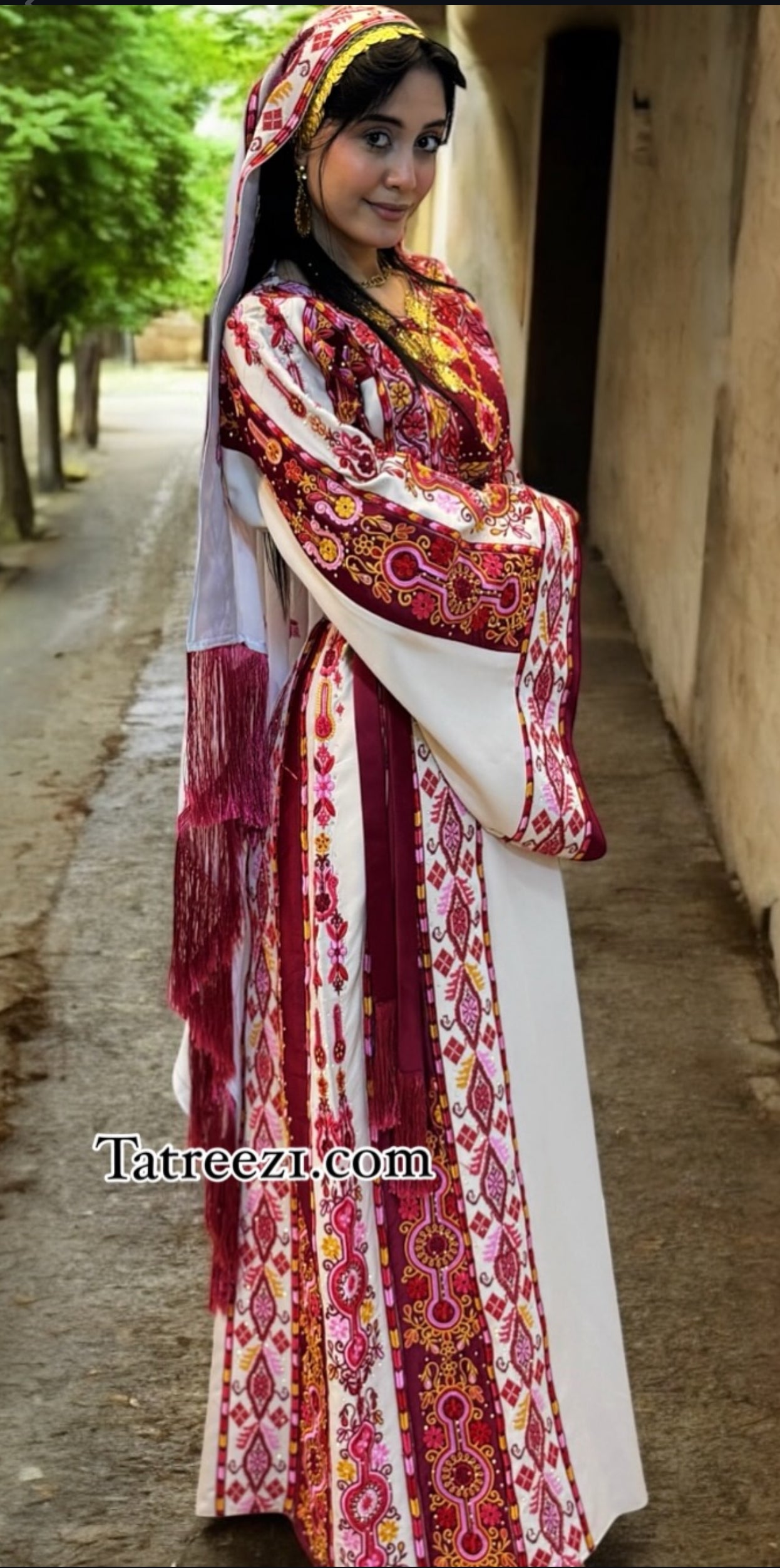 Beige Shade Traditional Embroidered Palestinian Fellahi Thobe