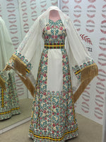 Load image into Gallery viewer, The Saffron Bloom Thobe Paired with the Matching Heritage Shawl
