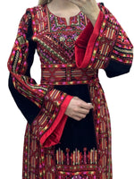 Load image into Gallery viewer, Red &amp; Black Traditional Thobe Embroidery With Matching Belt
