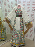 Load image into Gallery viewer, The Saffron Bloom Thobe Paired with the Matching Heritage Shawl
