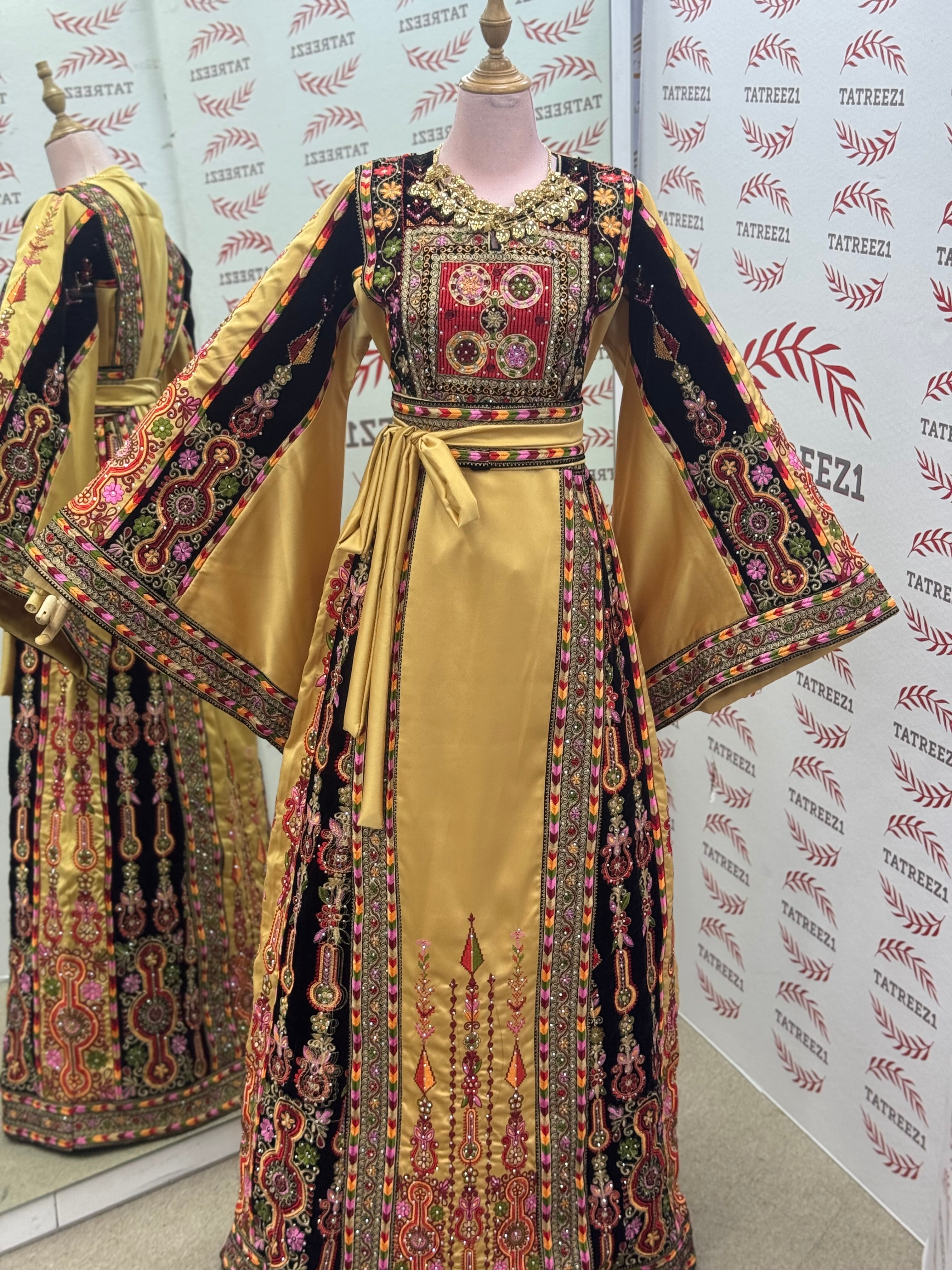 The Diamond Satin Luxury Tatreez Thobe