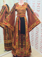 Load image into Gallery viewer, Jennah wnar Thoub Embroidery Thoub come with Embroidery Belt
