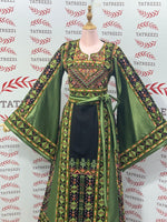 Load image into Gallery viewer, Green Embroidery Traditional Palestinian Thobe Machine Made
