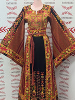 Load image into Gallery viewer, Jennah wnar Thoub Embroidery Thoub come with Embroidery Belt
