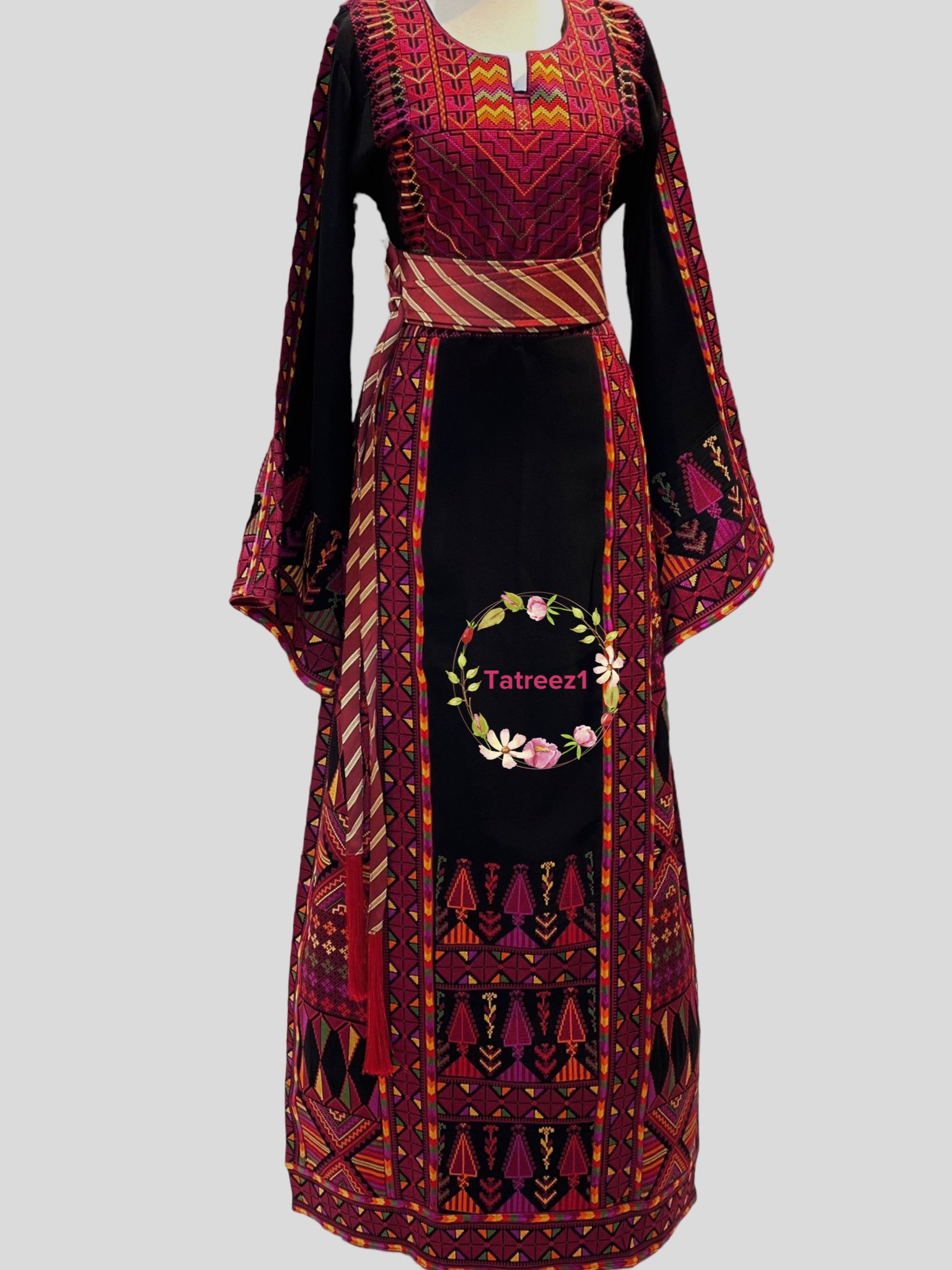 Red/Black Traditional Thoub Embroidery  Elegant with Kashmir Belt