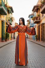 Charger l'image dans la galerie, Beautiful Majdalway Embroidered Palestinian Fellahi Thobe
