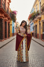 Charger l'image dans la galerie, Floral Embroidered Palestinian Thobe with Wide Sleeves and Belt
