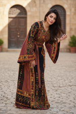 Load image into Gallery viewer, Velvet Jennah wnar Thoub Embroidery Thoub come with Embroidery Belt
