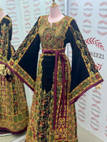 Load image into Gallery viewer, The Royal Queen Thoub Golden Embroidery
