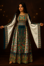 Load image into Gallery viewer, Green Embroidery Traditional Palestinian Thobe Machine Made
