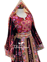 Load image into Gallery viewer, Velvet Bridal Thoub Multicolor Stone Embroidery Thobe
