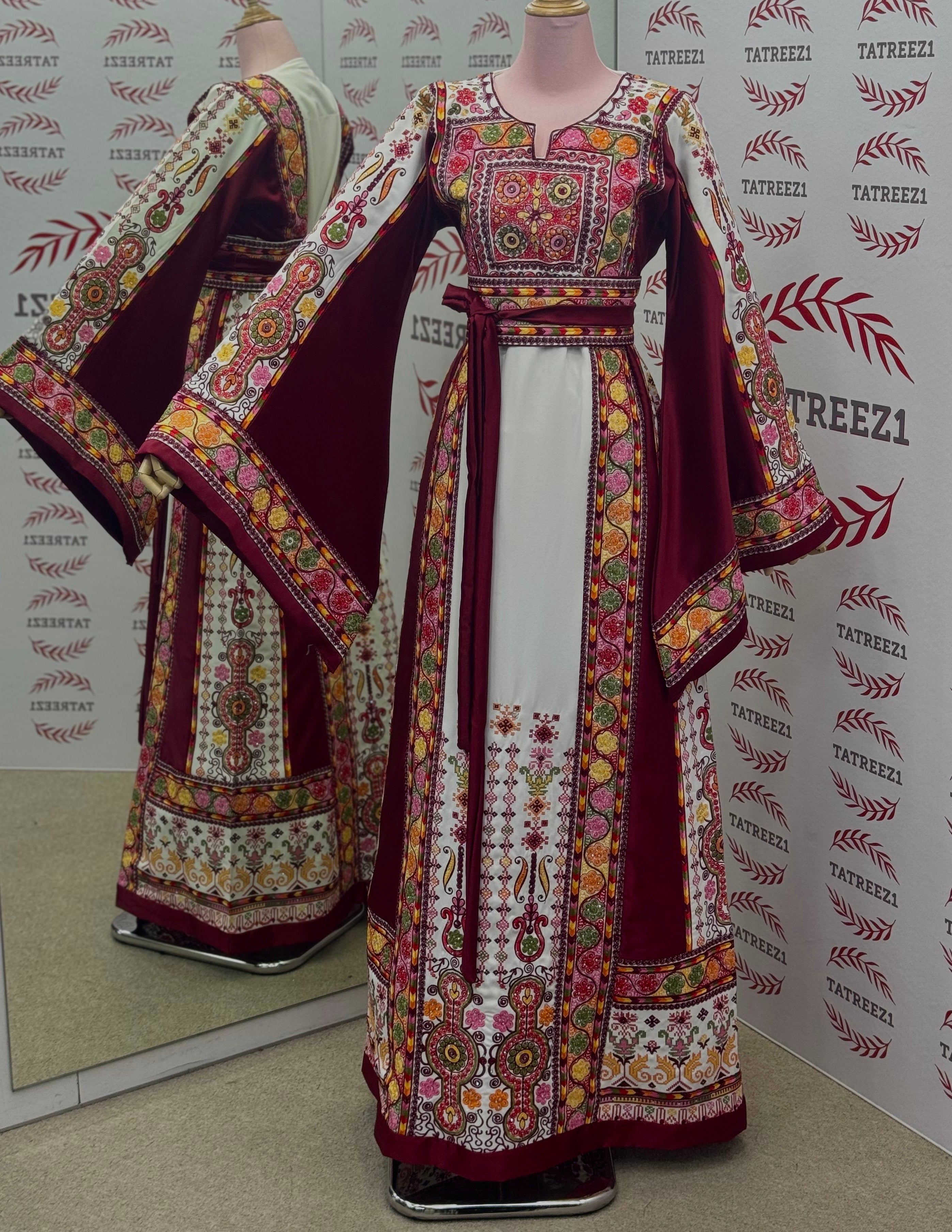 Stunning Embroidery Traditional Embroidered Palestinian Fellahi Thobe