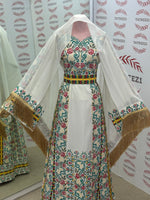 Load image into Gallery viewer, The Saffron Bloom Thobe Paired with the Matching Heritage Shawl
