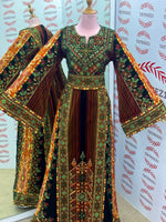 Load image into Gallery viewer, Green Jennah wnar Thoub Embroidery Thoub come with Embroidery Belt

