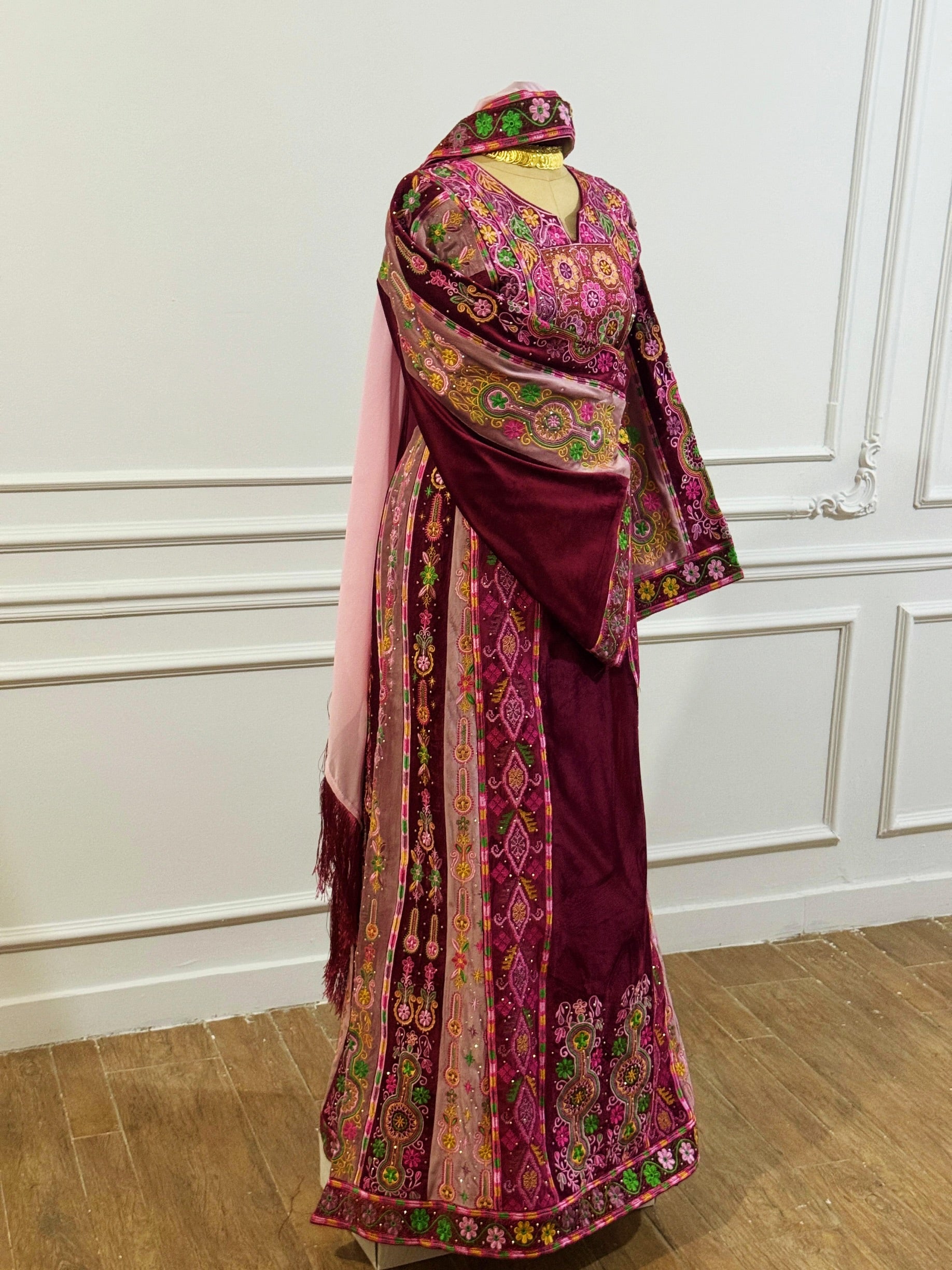 Magenta Malacca silk Velvet Material Stone Embroidery Thoub With Matching Headpiece and reversible belt