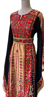 Load image into Gallery viewer, Blush Beige Embroidery Traditional Palestinian Thobe Machine Made
