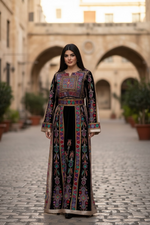 Load image into Gallery viewer, Purple Velvet Malacca Embroidered Palestinian Fellahi Thobe
