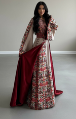 Load image into Gallery viewer, Light beige Elegance Thoub with Overskirt Thoub with Floral Embroidery
