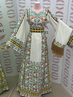 Load image into Gallery viewer, The Saffron Bloom Thobe Paired with the Matching Heritage Shawl
