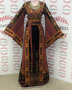 Load image into Gallery viewer, Velvet Jennah wnar Thoub Embroidery Thoub come with Embroidery Belt
