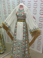 Load image into Gallery viewer, The Saffron Bloom Thobe Paired with the Matching Heritage Shawl
