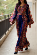 Charger l'image dans la galerie, Blue Malacca Silk Velvet Stone Embroidery Thoub
