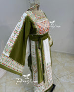 Load image into Gallery viewer, With Reversable Belt Green Astonishing Palstainen Embroidery Traditional Long Thoub With Matching Headpiece
