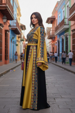 Charger l'image dans la galerie, Simply Elegant Wide Sleeve Thoub Embroidered Palestinian Thobe
