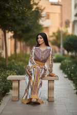 Load image into Gallery viewer, Sanabel Al-Qamh White Thoub
