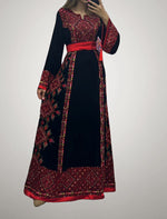 Load image into Gallery viewer, Black/Red Palstainen Embroidery Traditional Long Thoub
