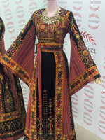 Load image into Gallery viewer, Velvet Jennah wnar Thoub Embroidery Thoub come with Embroidery Belt
