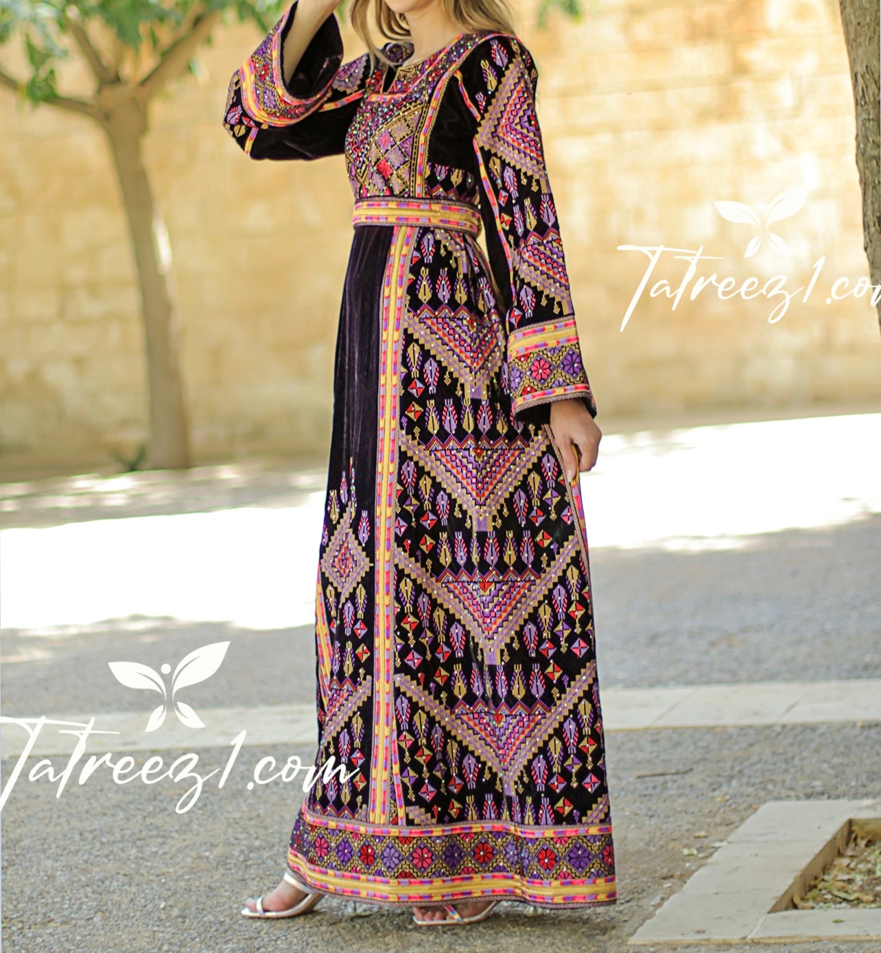 Light Velvet Purple Shade Stoned Embroidery Thoub