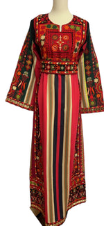 Charger l&#39;image dans la galerie, Multicolor Majdalway Embroidered Palestinian Fellahi Thobe
