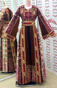 New Collection Jennah wnar Malacca Thoub Silk Velvet  Embroidery Thoub come with Belt