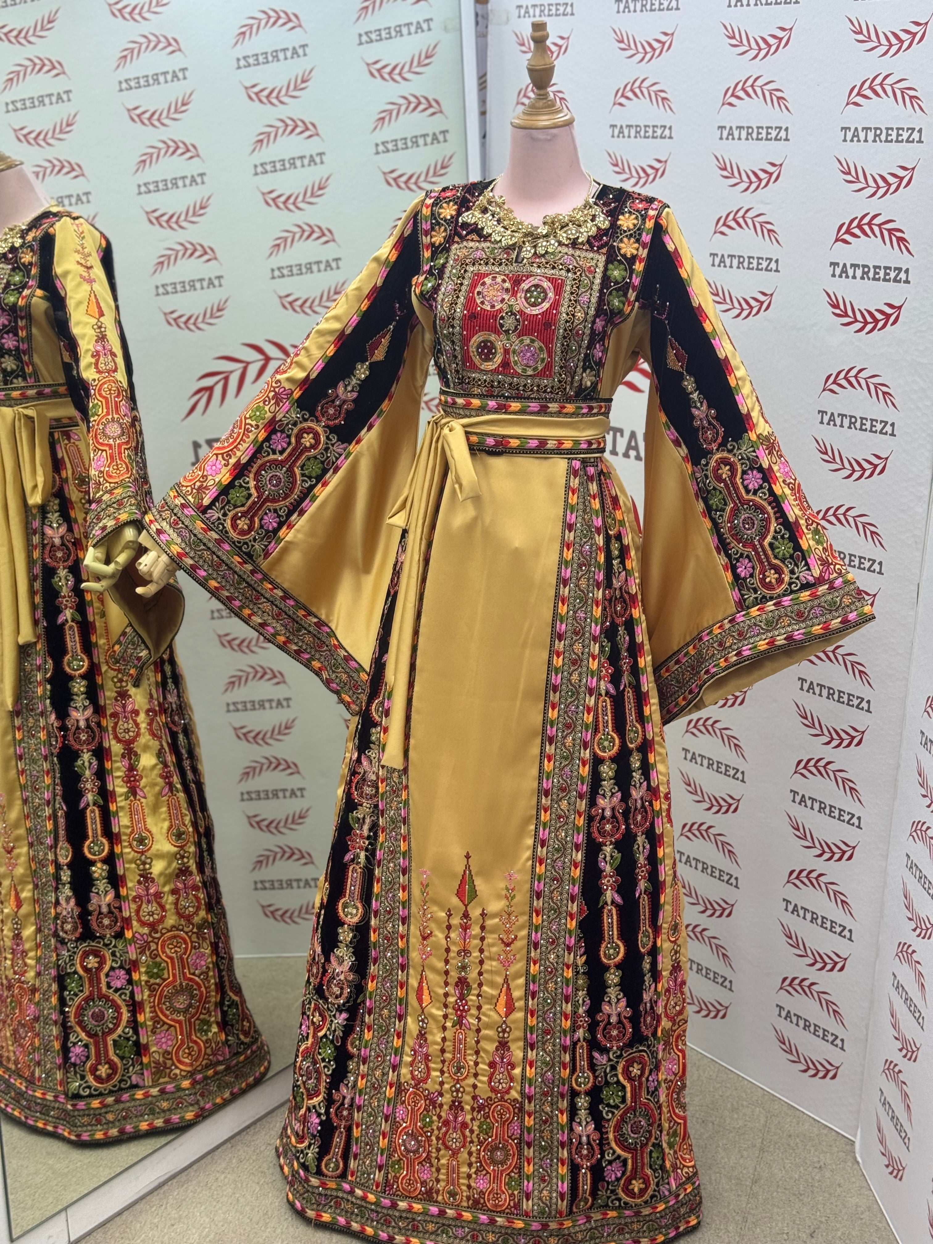 The Diamond Satin Luxury Tatreez Thobe