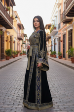 Load image into Gallery viewer, Velvet Simply Elegant Wide Sleeve Thoub Blue Embroidered Palestinian Thobe
