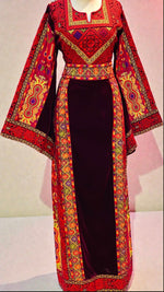 Charger l'image dans la galerie, Maroon Velvet embellished with intricate Qasab (metallic) embroidery.
