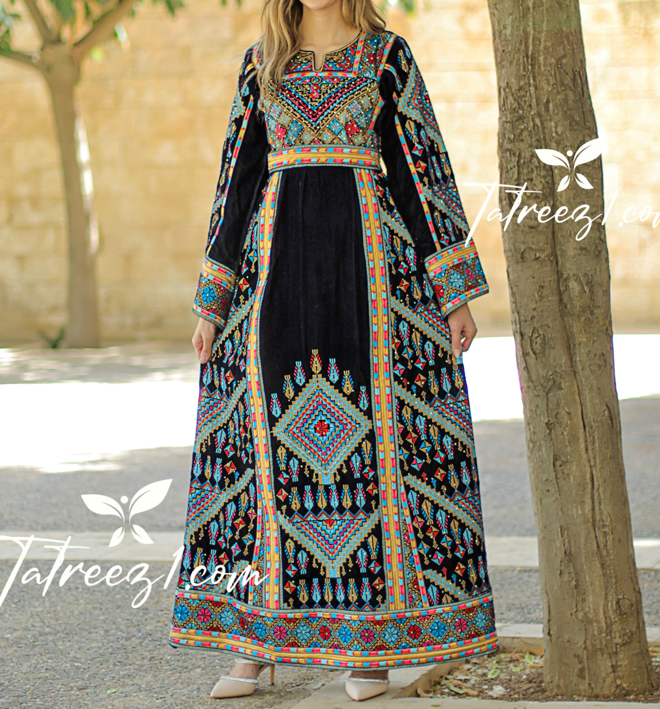 Light Velvet Navy  Shade Stoned Embroidery Thoub