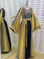 Charger l'image dans la galerie, Simply Elegant Wide Sleeve Thoub Embroidered Palestinian Thobe
