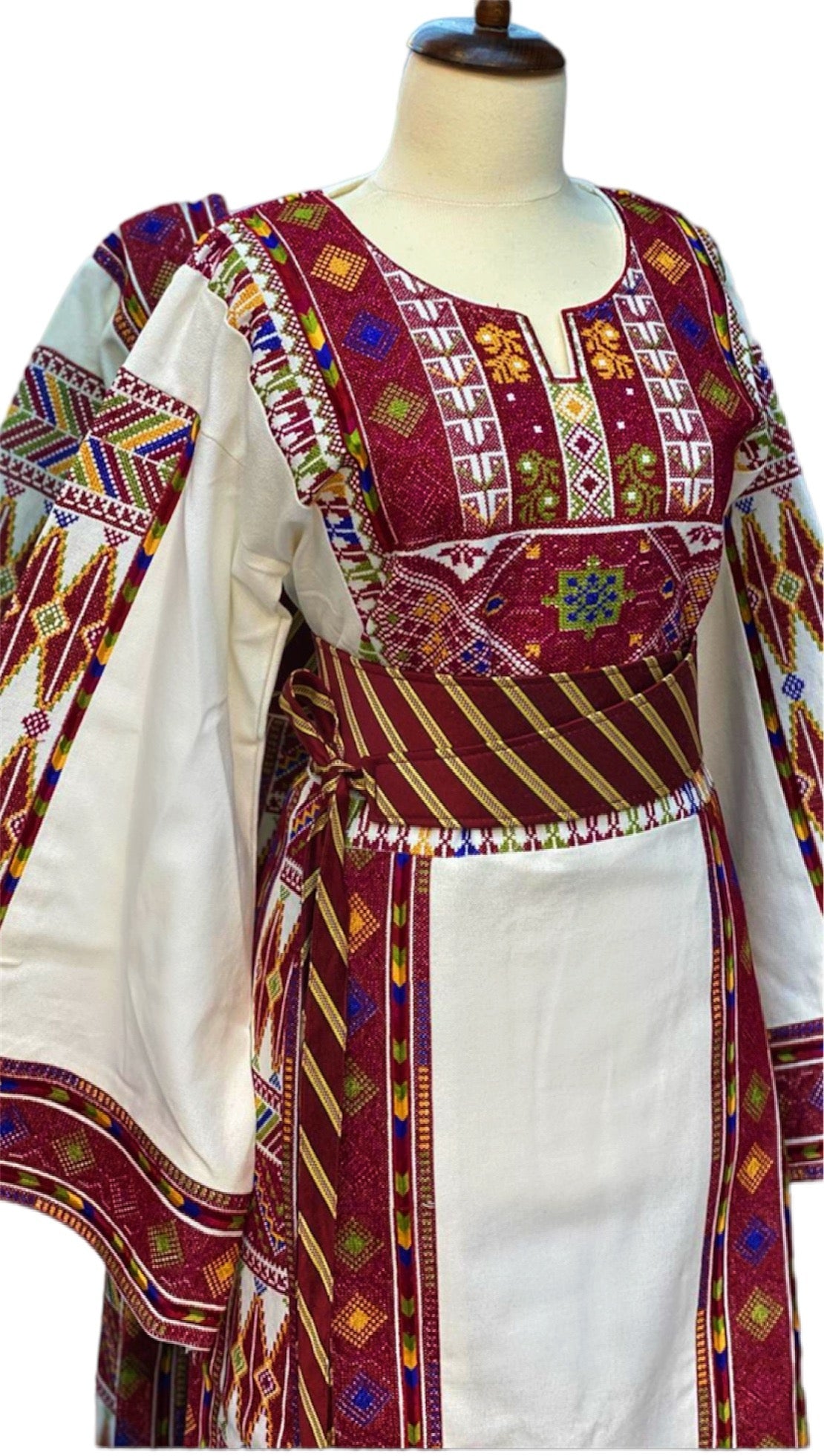 Etameen Traditional  Embroidered Palestinian Fellahi Thobe