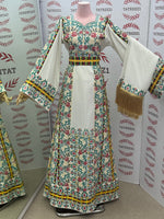 Load image into Gallery viewer, The Saffron Bloom Thobe Paired with the Matching Heritage Shawl
