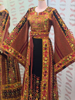 Load image into Gallery viewer, Jennah wnar Thoub Embroidery Thoub come with Embroidery Belt
